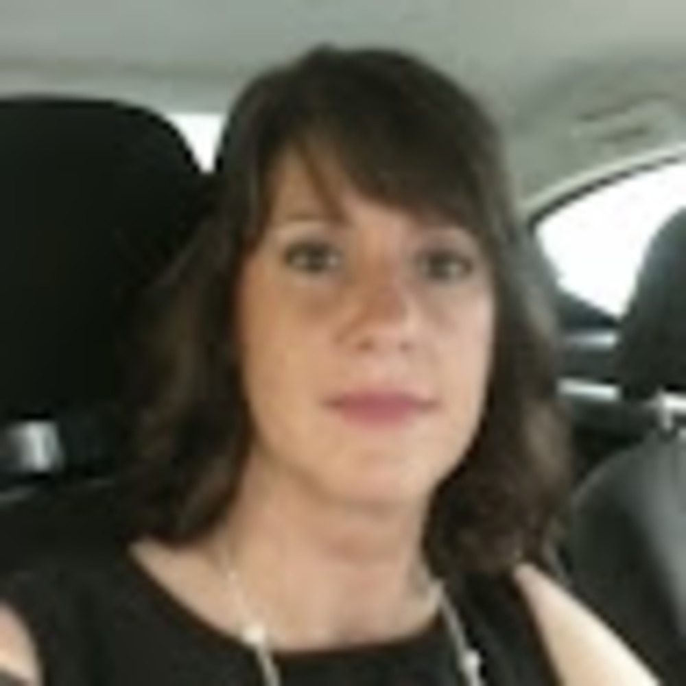 Meet your Posher, Jenelle